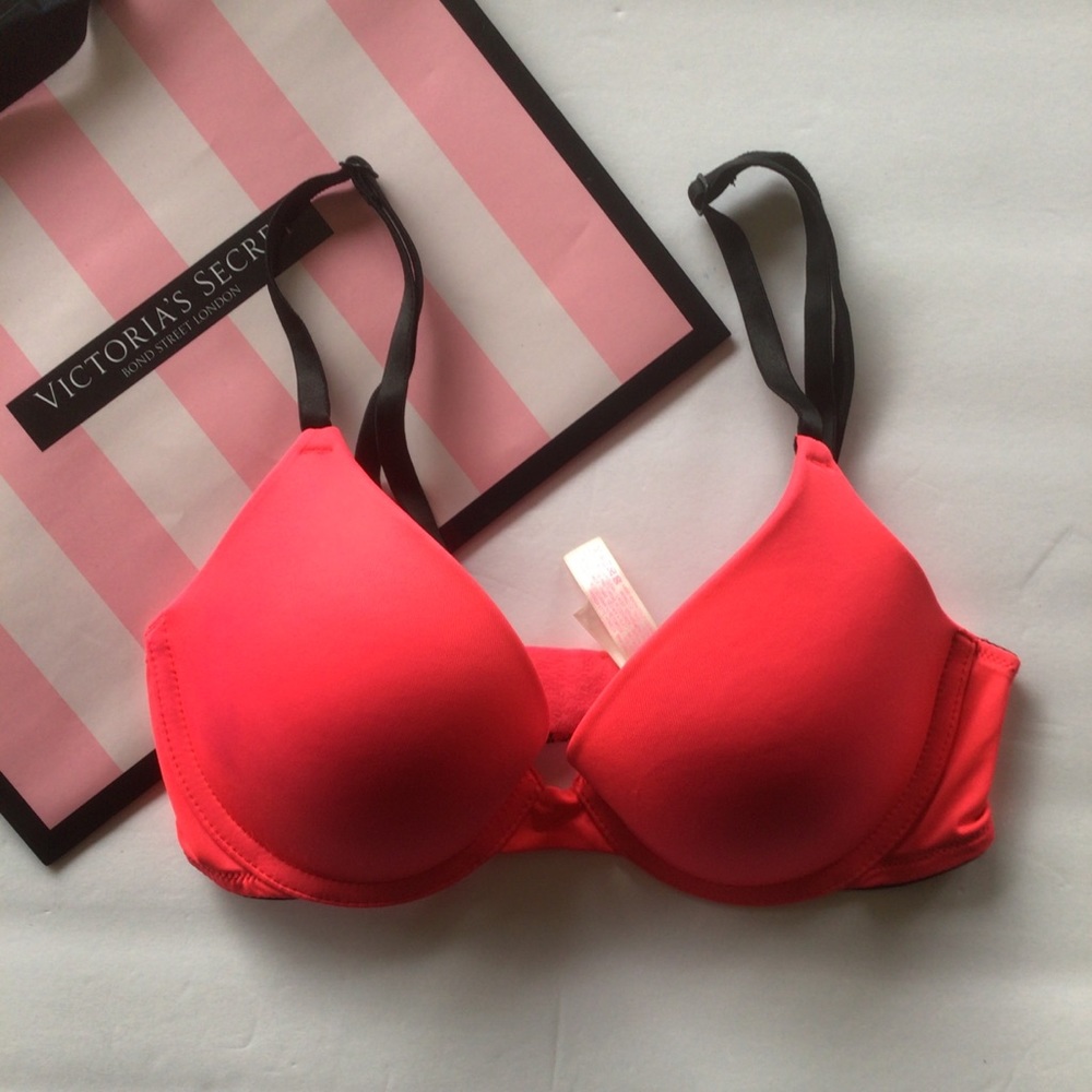 VICTORIAS SECRET PINK WEAR EVERYWHERE NEON PINK PUSH UP BRA 32B